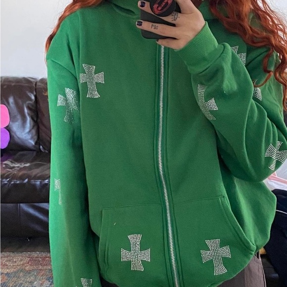 Green hoodie in the style of unknown - Picture 3 of 3